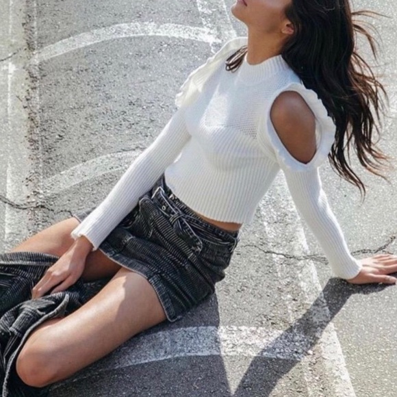 BNWT Honey Punch White Crop top sweater - Picture 1 of 8